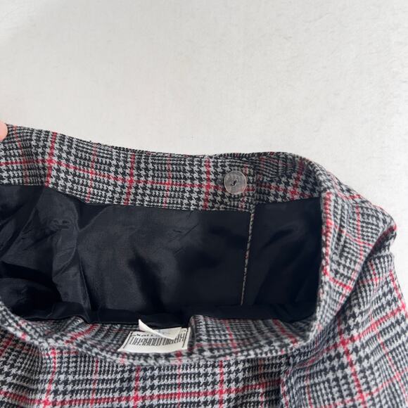 Karin Morgan Collection Wool Blend A-Line Mini Skirt Woman's 12 Black Red Plaid - Picture 6 of 12